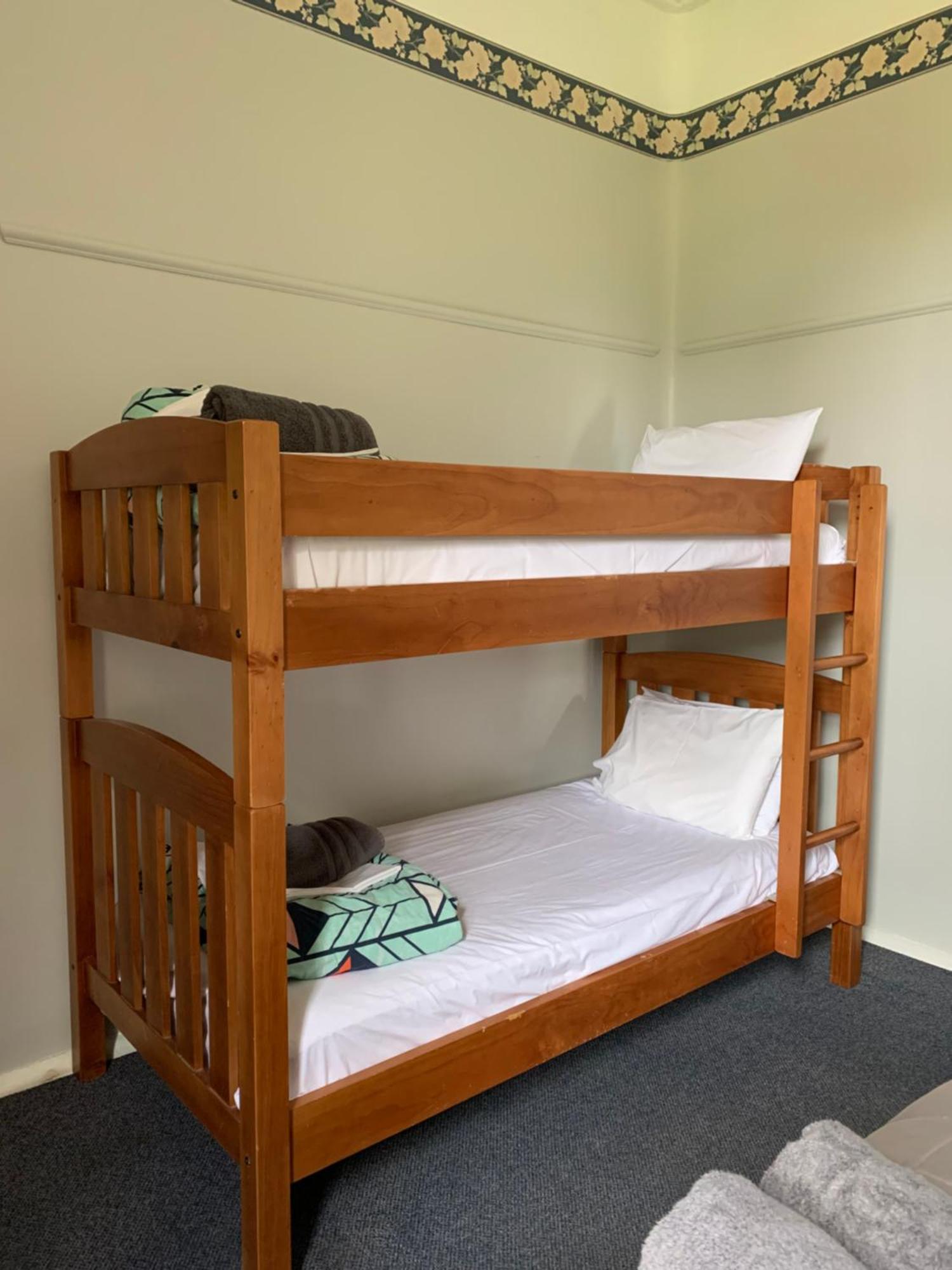 Thomas'S Catlins Lodge And Camp Ground โอวากะ ภายนอก รูปภาพ