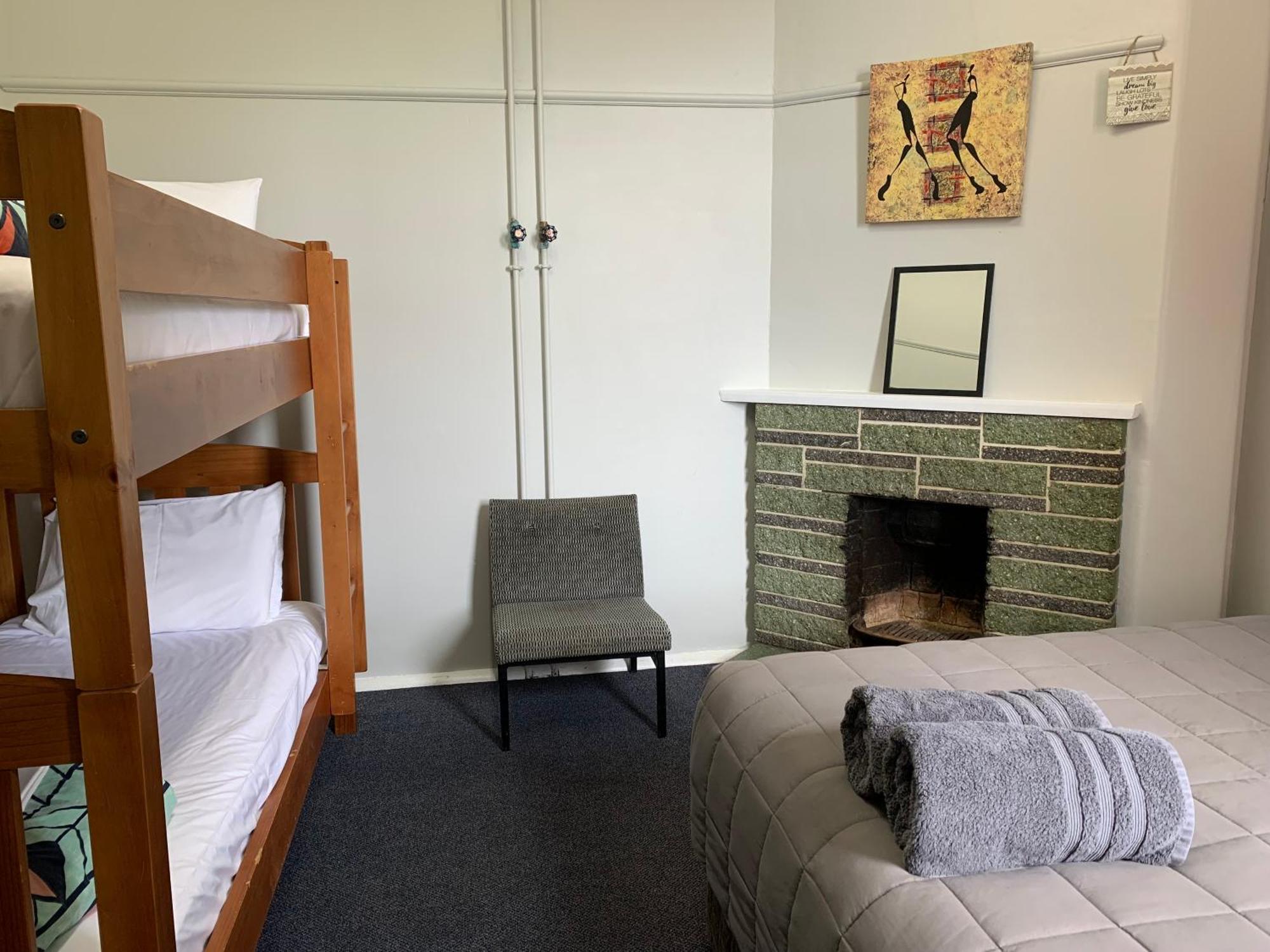 Thomas'S Catlins Lodge And Camp Ground โอวากะ ภายนอก รูปภาพ