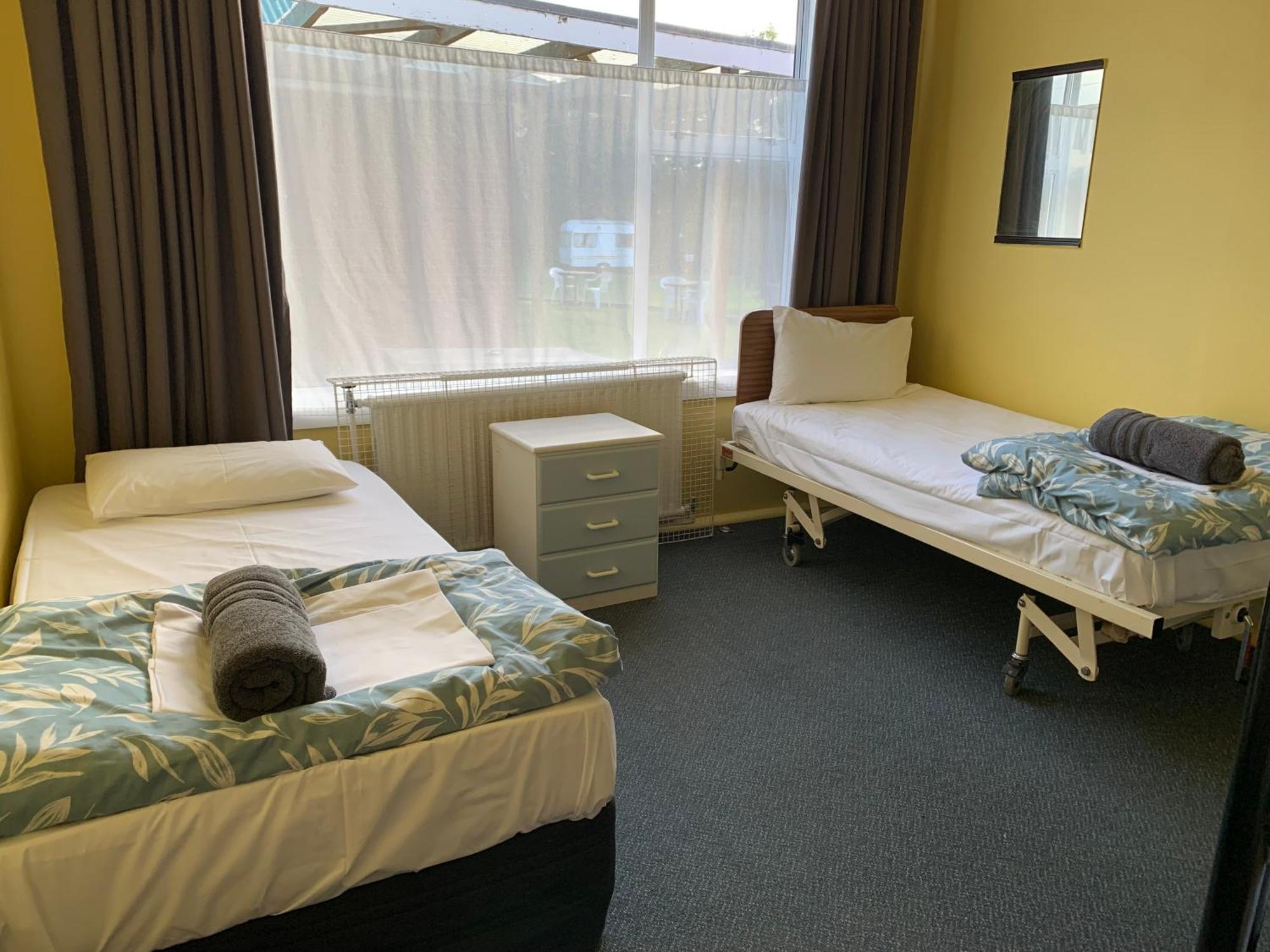 Thomas'S Catlins Lodge And Camp Ground โอวากะ ภายนอก รูปภาพ